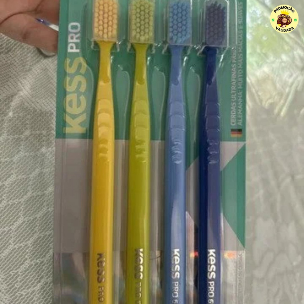 KESS PACK COM 4 ESCOVAS DENTAIS PRO EXTRA MACIAS