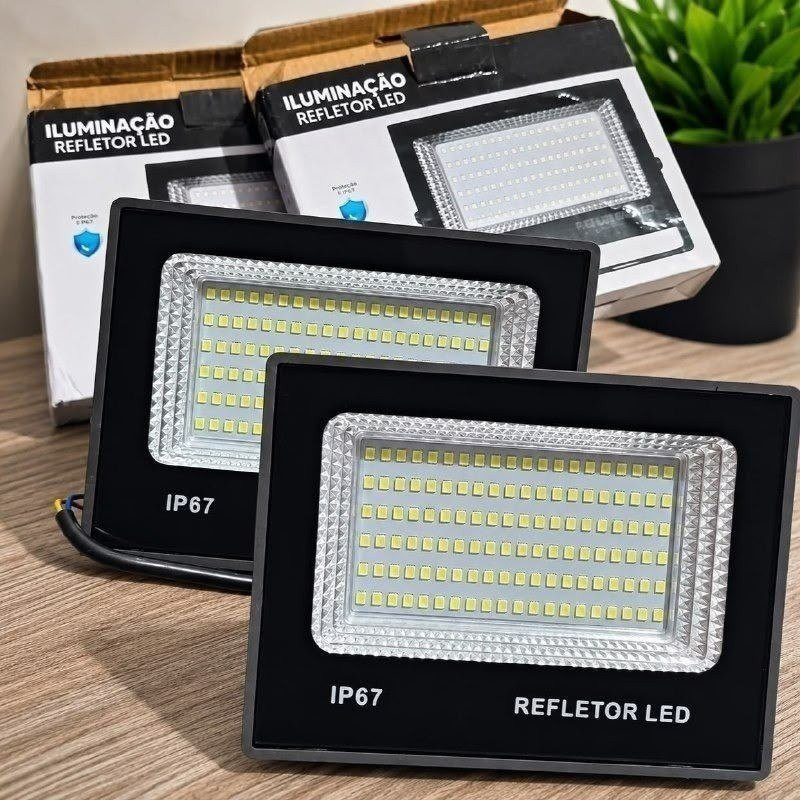 Kit 2 Refletores LED 400W IP67 Bivolt 6500K