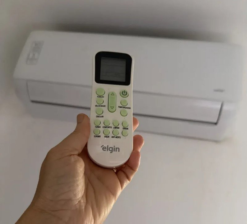 Ar Condicionado High Wall Eco Inverter Iii 9000 Btus Frio - Elgin