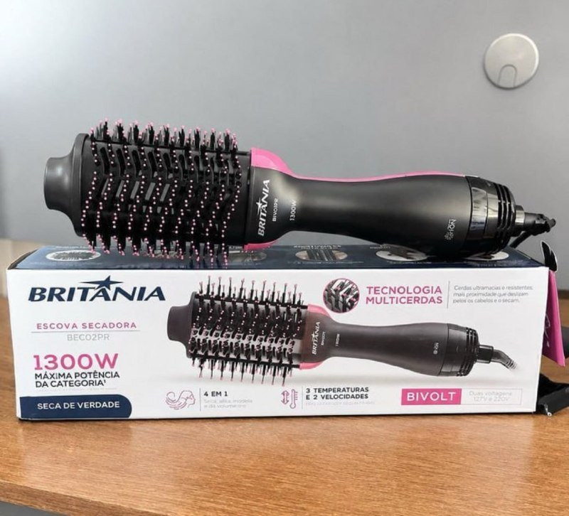 Britânia Escova Secadora BEC02PR Bivolt 4 em 1 1300W
