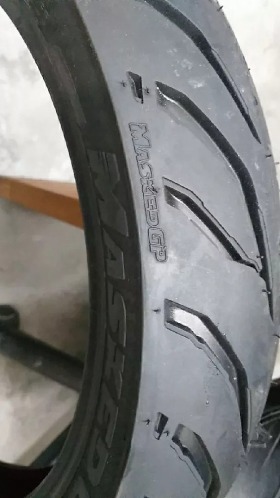 Pneu Twister Fazer 250 130/70-17 62S TL