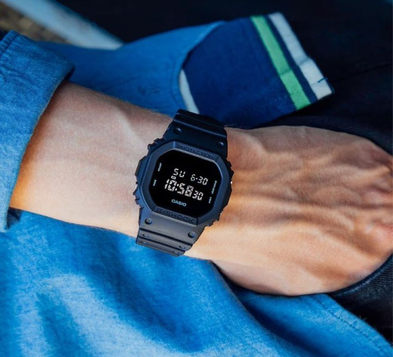 ⌚ Relógio Casio G-shock Digital Dw-5600bb-1dr
