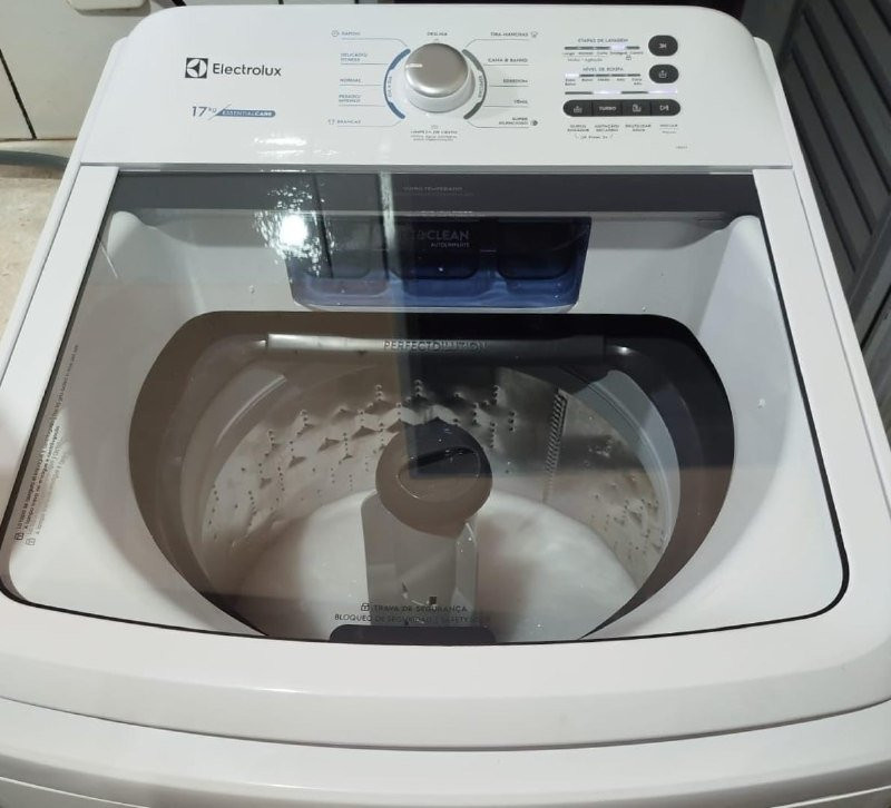 Máquina de Lavar 17kg Electrolux Essential Care com Cesto Inox, Jet&Clean e Ultra Filter 220V