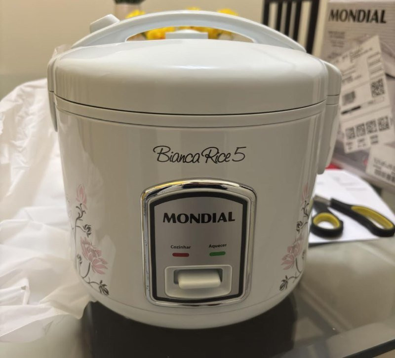 Panela de Arroz MONDIAL Bianca Rice 5 400W, 110V