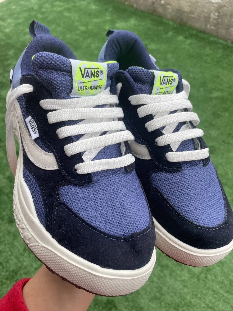 Tênis Vans Ultrarange VR3 Neo Preto Azul Branco