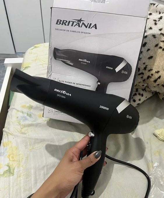 Secador de Cabelos Britânia Tourmaline Íons 2100W BSC2150 Bivolt