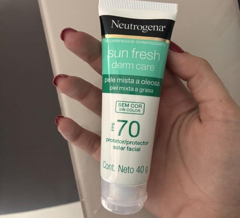 Protetor Solar Facial Neutrogena Sun Fresh Derm Sem Cor FPS 70 40g