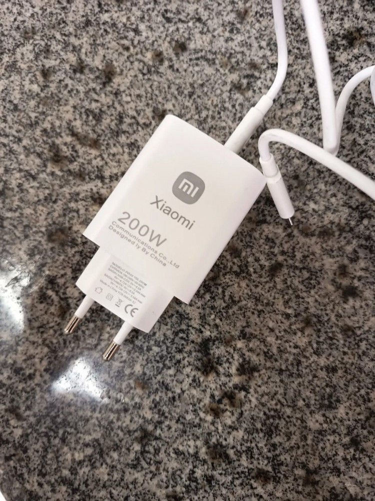 Carregador Turbo 200W Usb-C Usb-A Branco
