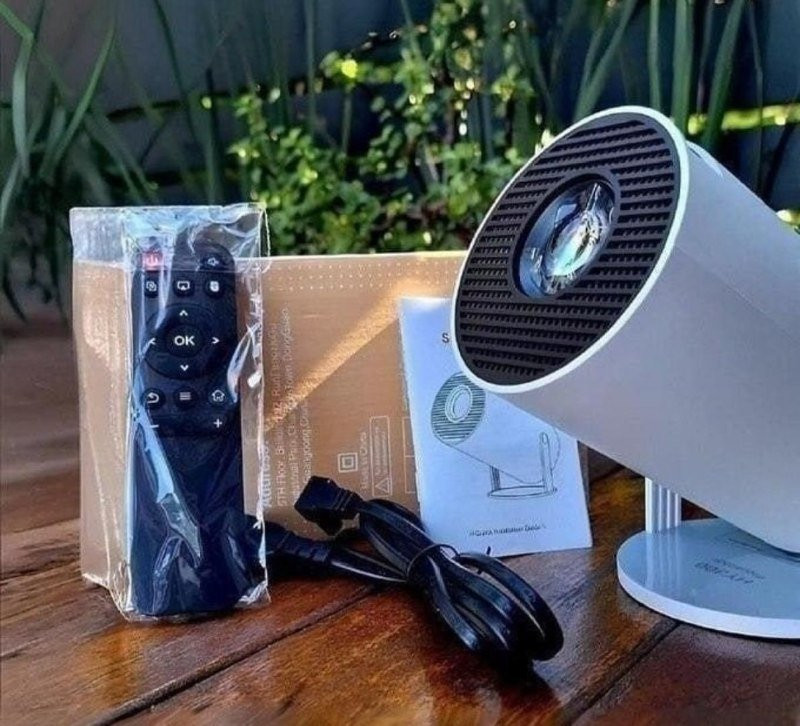 Mini Projetor HY300 WiFi Bivolt