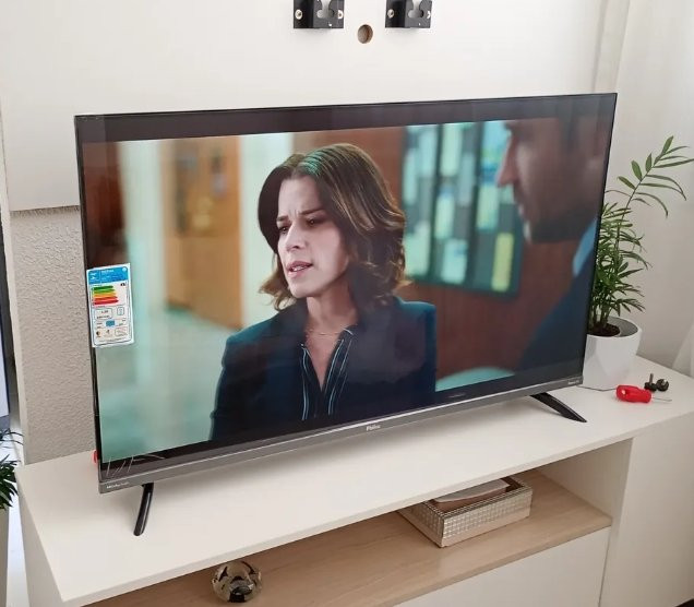 Philco P43vik Smart TV Roku LED HDR FullHD
