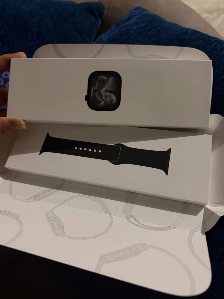 Apple Watch Series 11 GPS 46mm