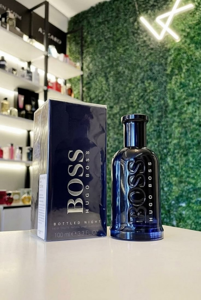 Hugo Boss Bottled Night Masculino EDT